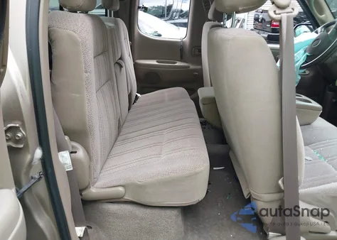 2001 Toyota Tundra Sr5 V8 из США, поврежденный, VIN 5TBBT44131S174842